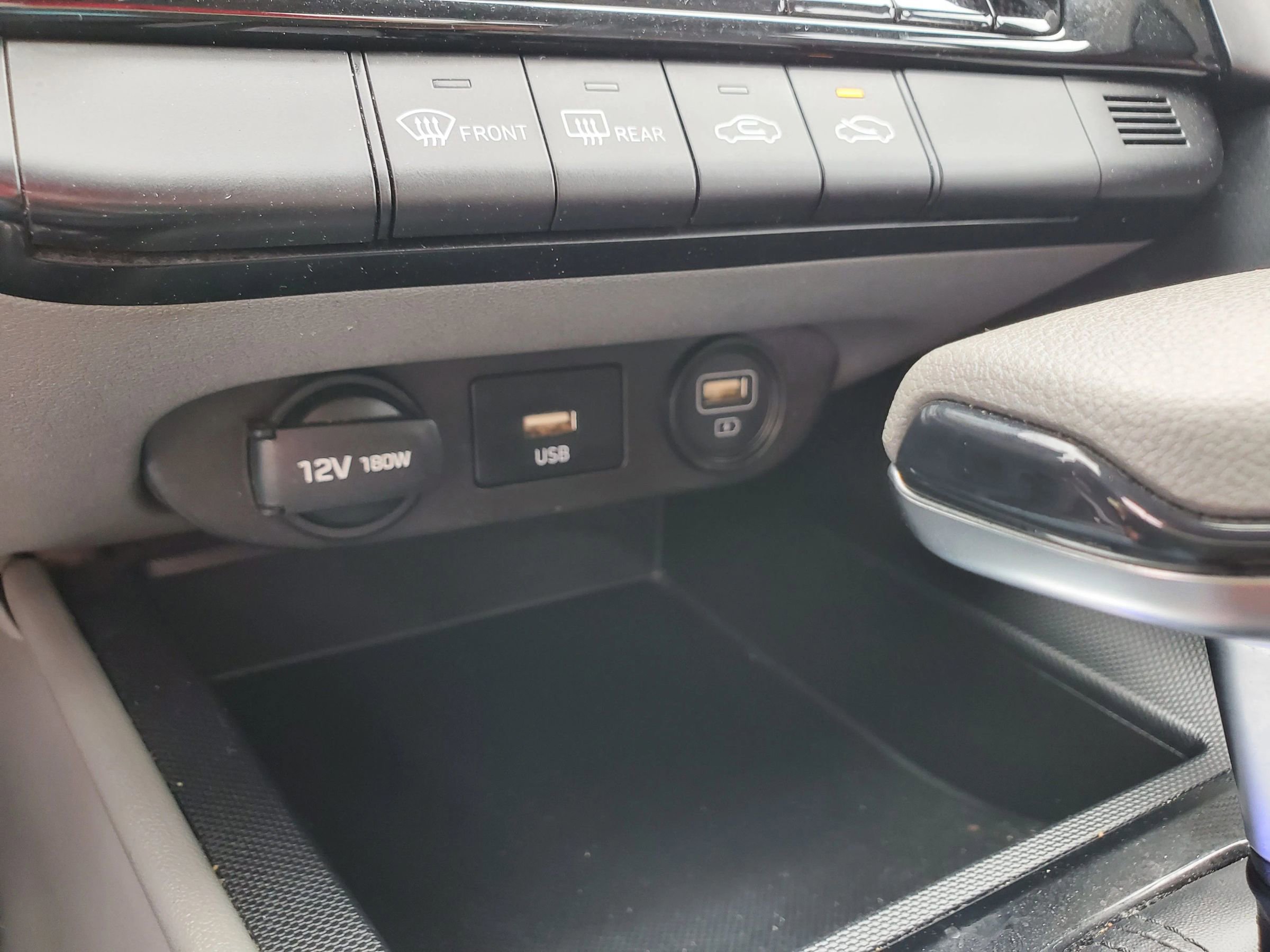 Used 2021 Hyundai Elantra SEL image 28