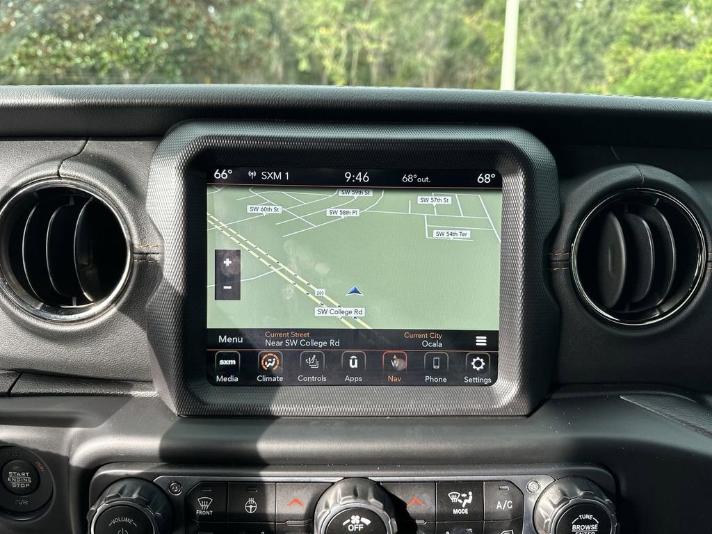 Used 2020 Jeep Wrangler Unlimited Sahara image 22