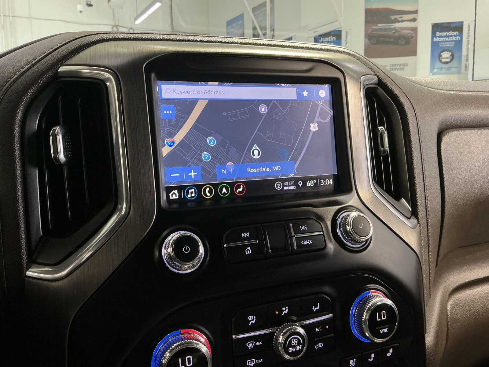 Used 2021 GMC Sierra 1500 Denali w/ Denali Illumination Package AWD/4WD image 21