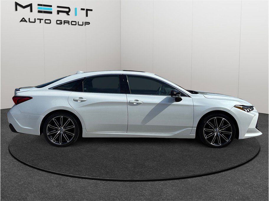 Used 2020 Toyota Avalon XSE FWD image 10