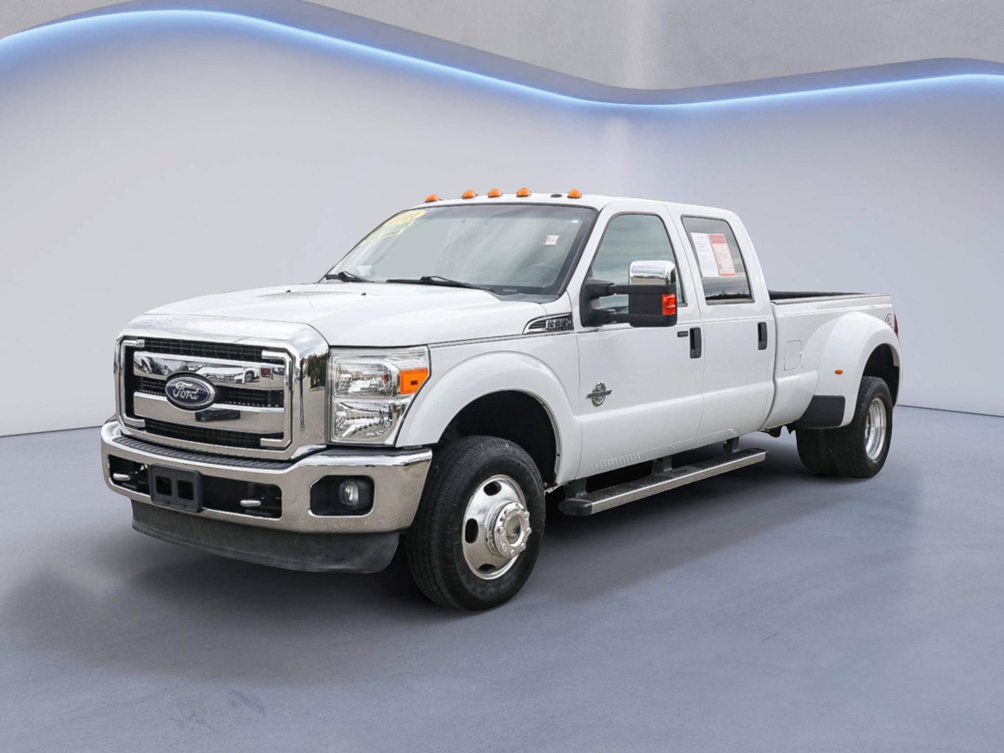 Used 2014 Ford F350 XLT w/ XLT Premium Package AWD/4WD image 2