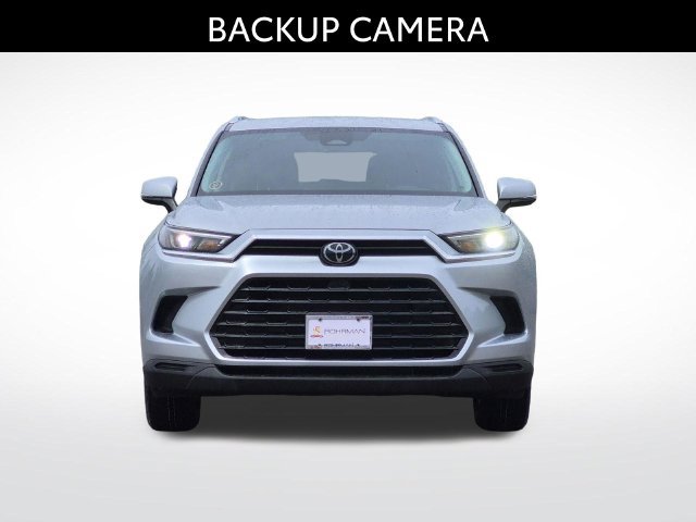 Used 2025 Toyota Grand Highlander AWD image 2