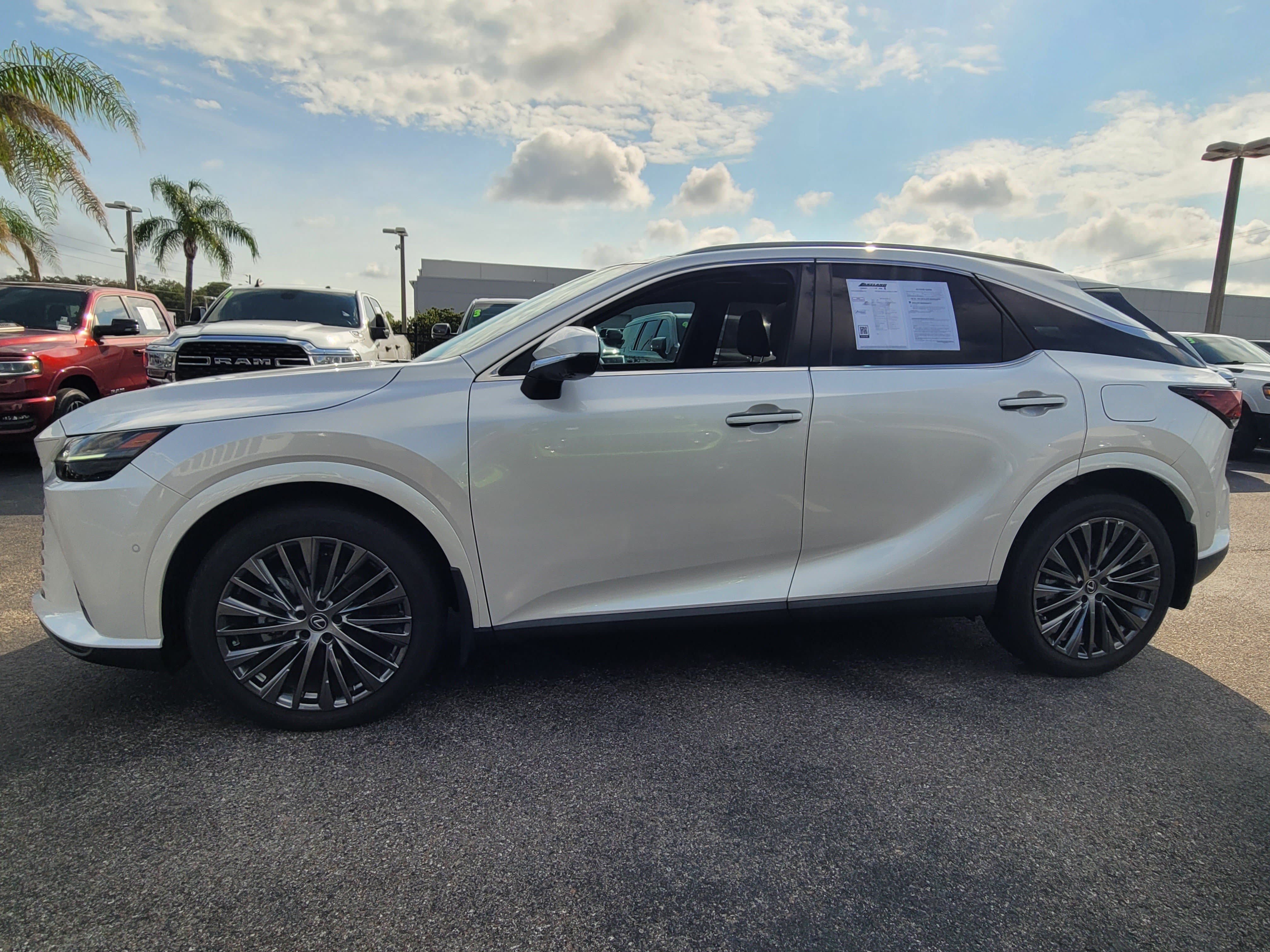 Used 2023 Lexus RX 350 FWD w/ Accessory Package (Z1) image 7