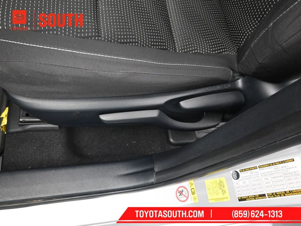 Used 2017 Toyota Corolla iM image 19