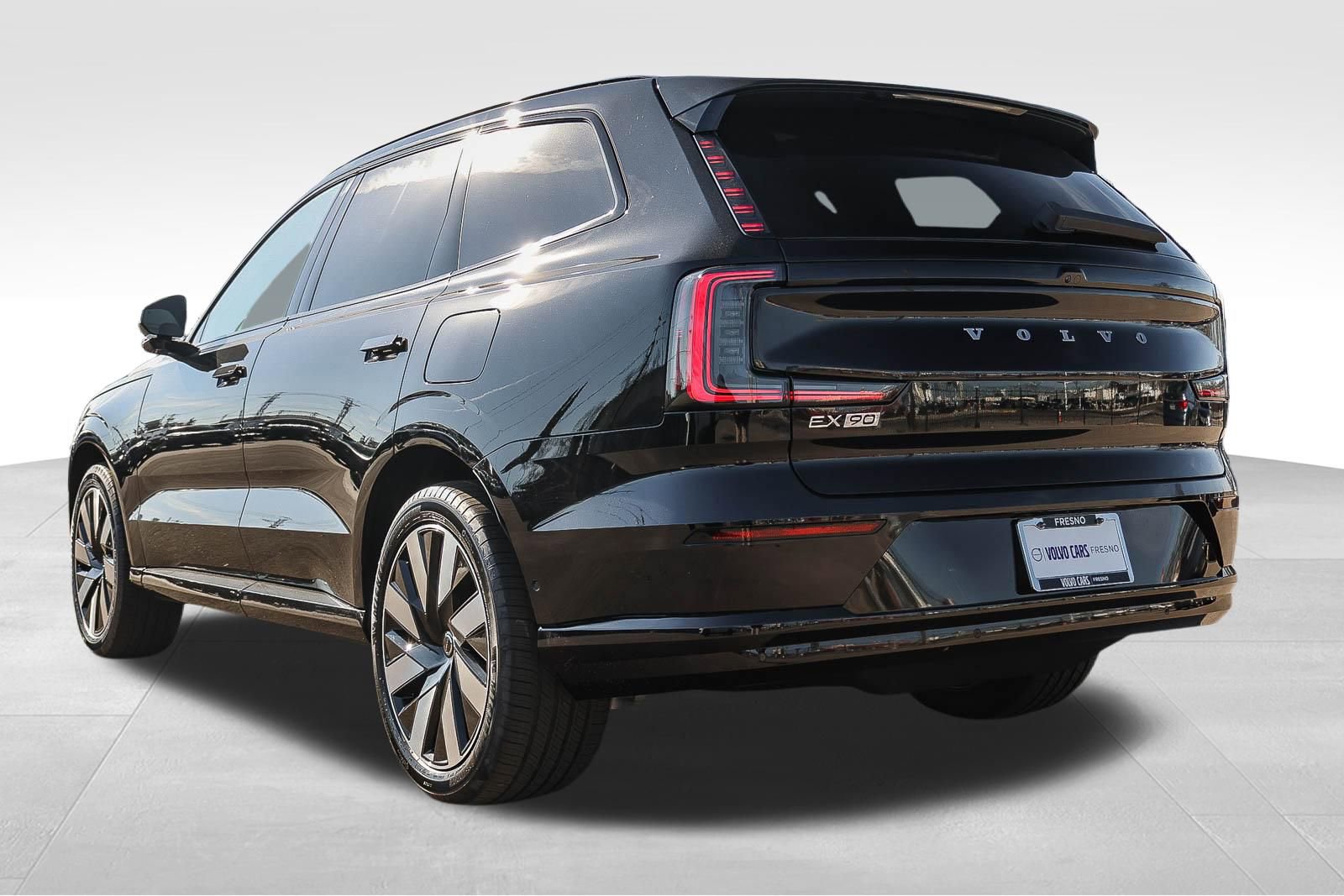 New 2026 Volvo EX90 Plus image 7