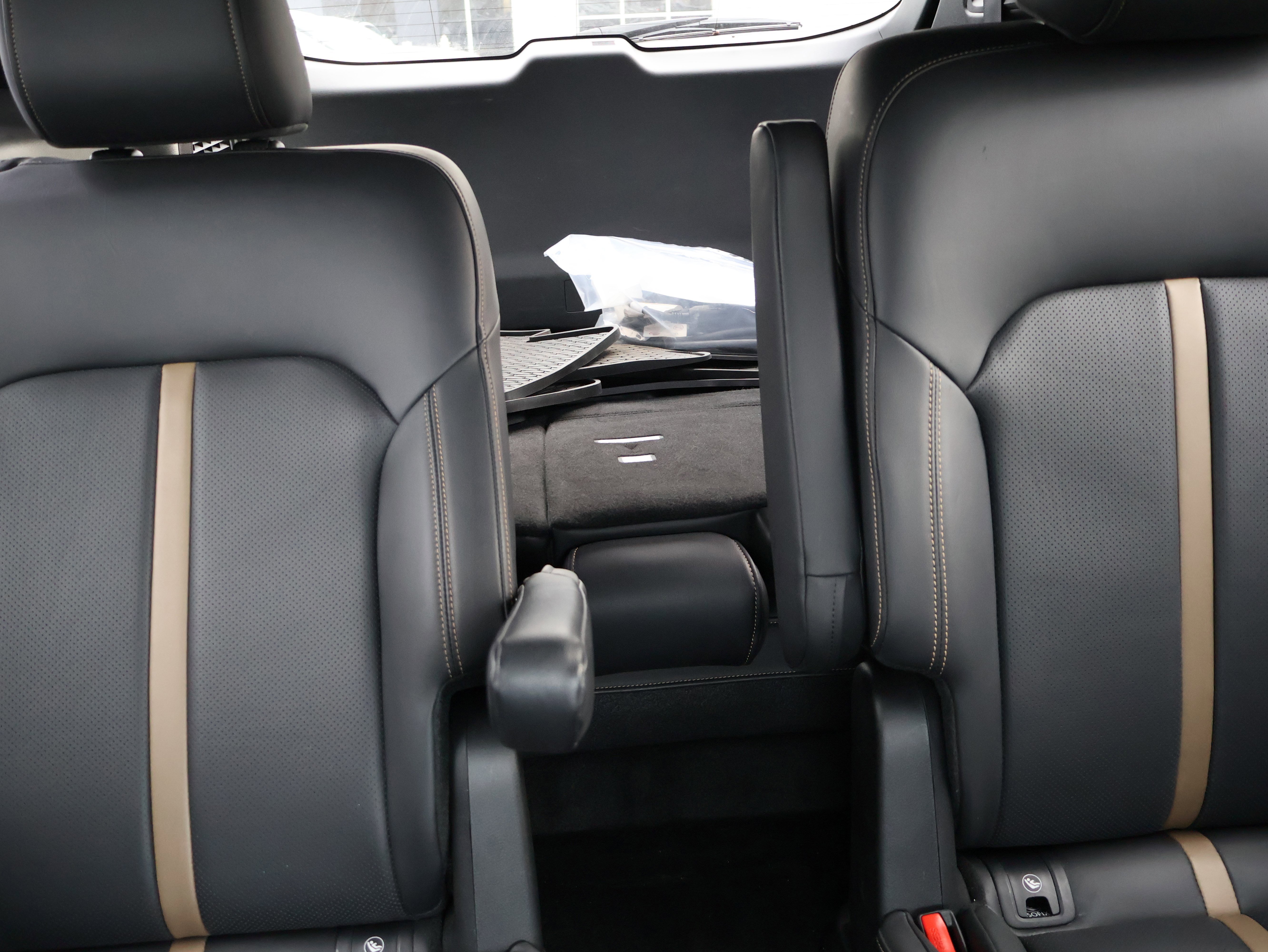 Certified 2024 MAZDA CX-90 Plug-In Hybrid w/ Premium Plus image 14