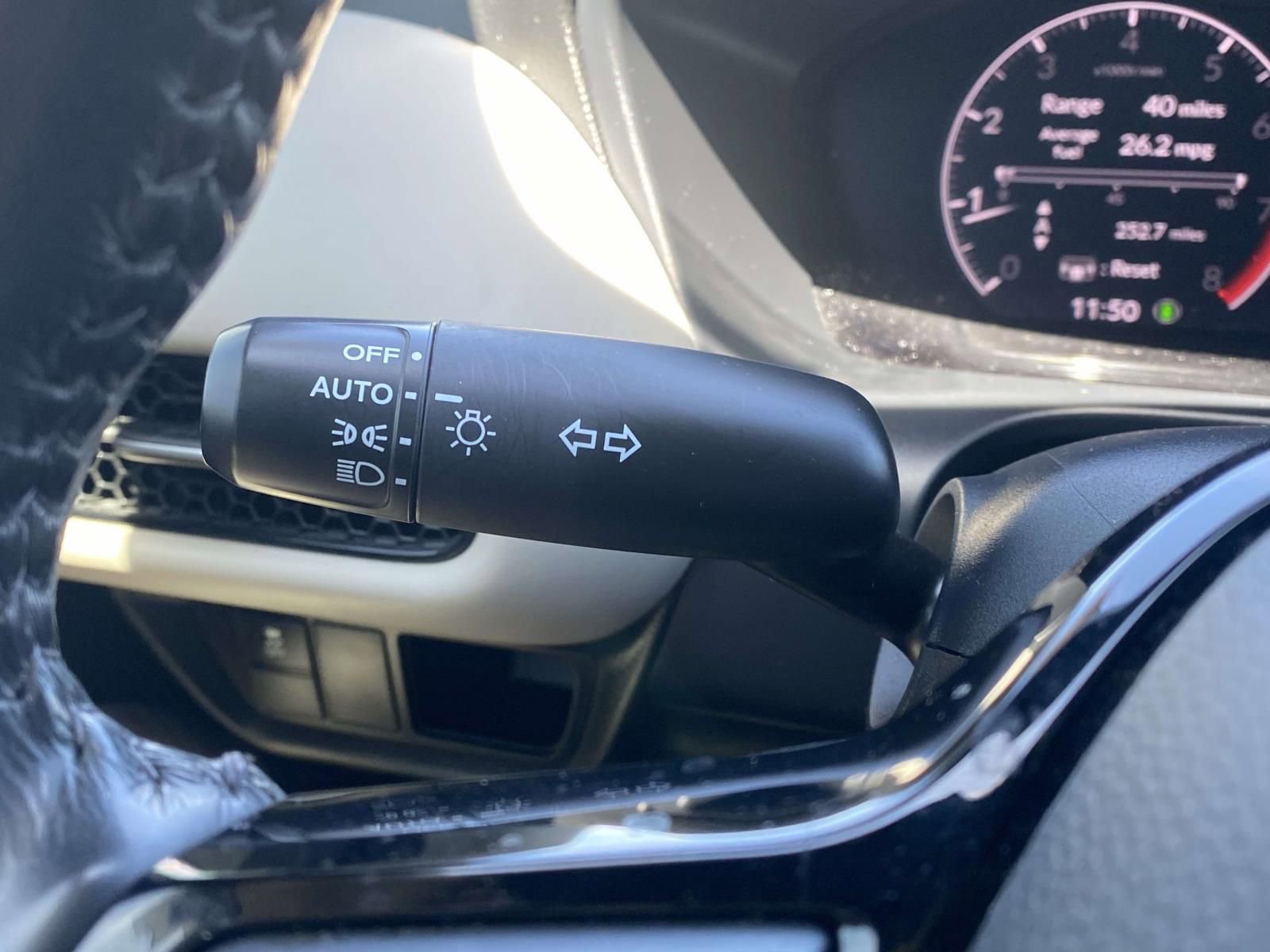 Used 2023 Honda HR-V EX-L image 27