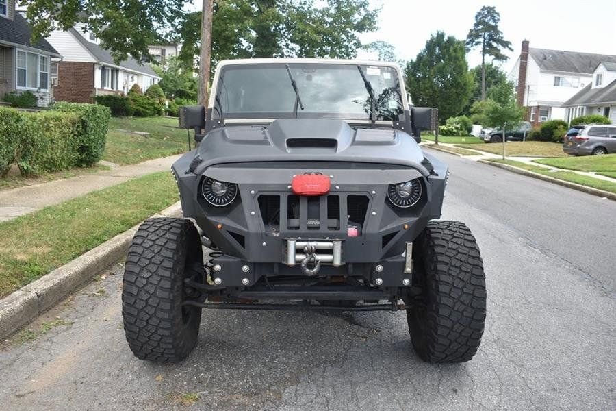 Used 2018 Jeep Wrangler Unlimited Sport S image 3