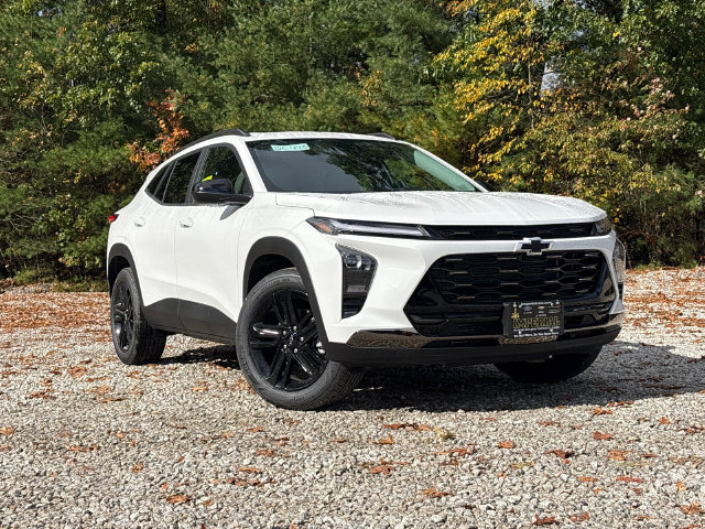 New 2026 Chevrolet Trax ACTIV w/ Sunroof Package FWD image 2