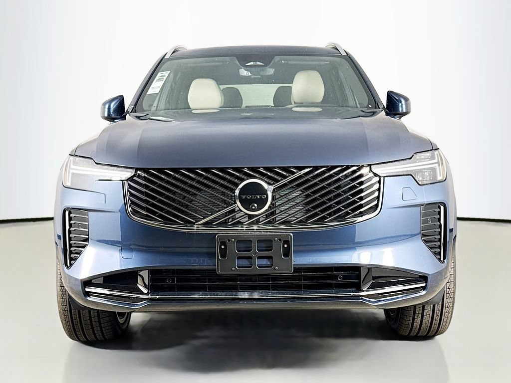 New 2026 Volvo XC90 B6 Plus w/ Protection Package Premier AWD/4WD image 2