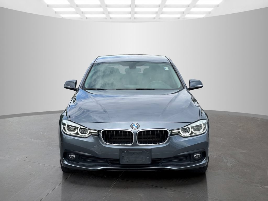 Used 2018 BMW 320i Sedan RWD video 2