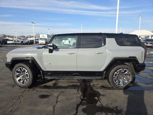 Used 2025 GMC Hummer EV 2X image 25