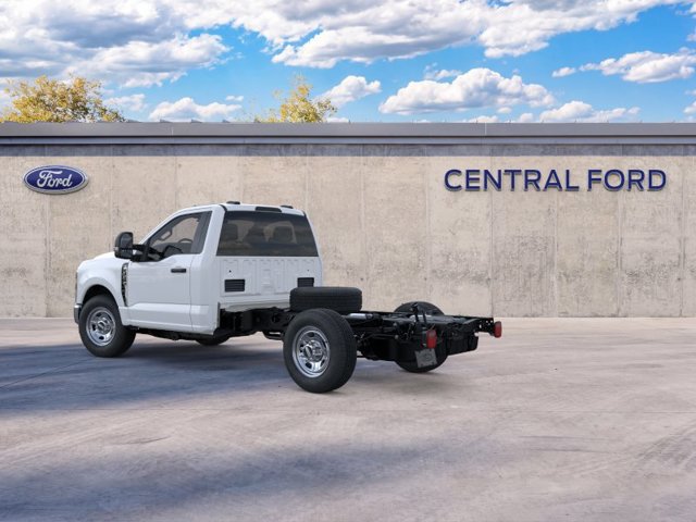 New 2026 Ford F350 XL w/ XL Chrome Package RWD image 4
