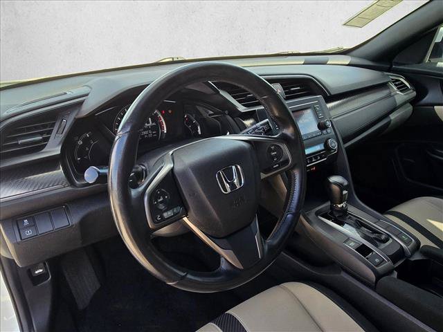 Used 2018 Honda Civic Sport image 10