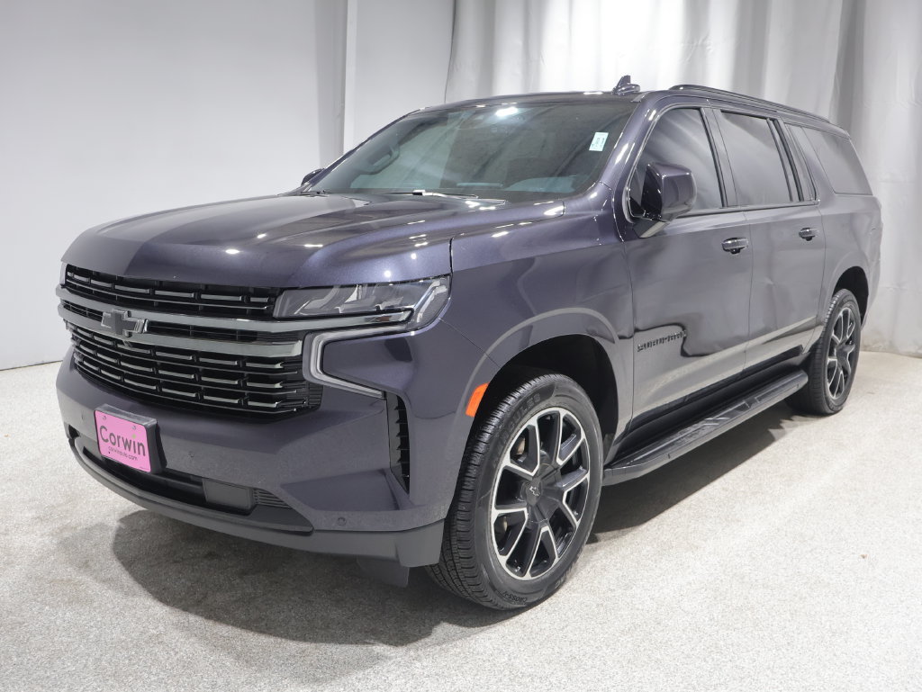Used 2022 Chevrolet Suburban RST w/ Luxury Package AWD/4WD image 8