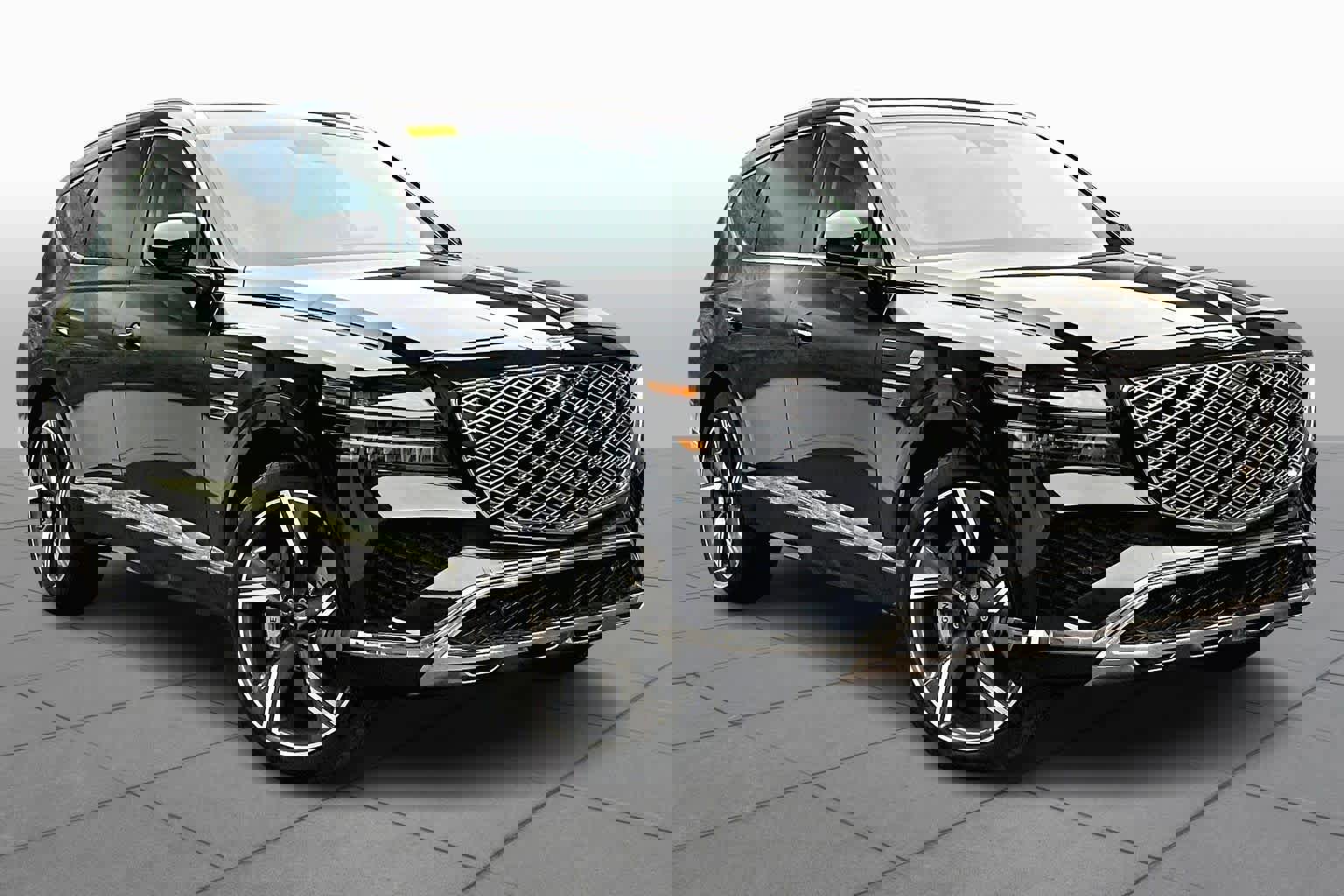 Used 2025 Genesis GV80 3.5T Prestige image 3