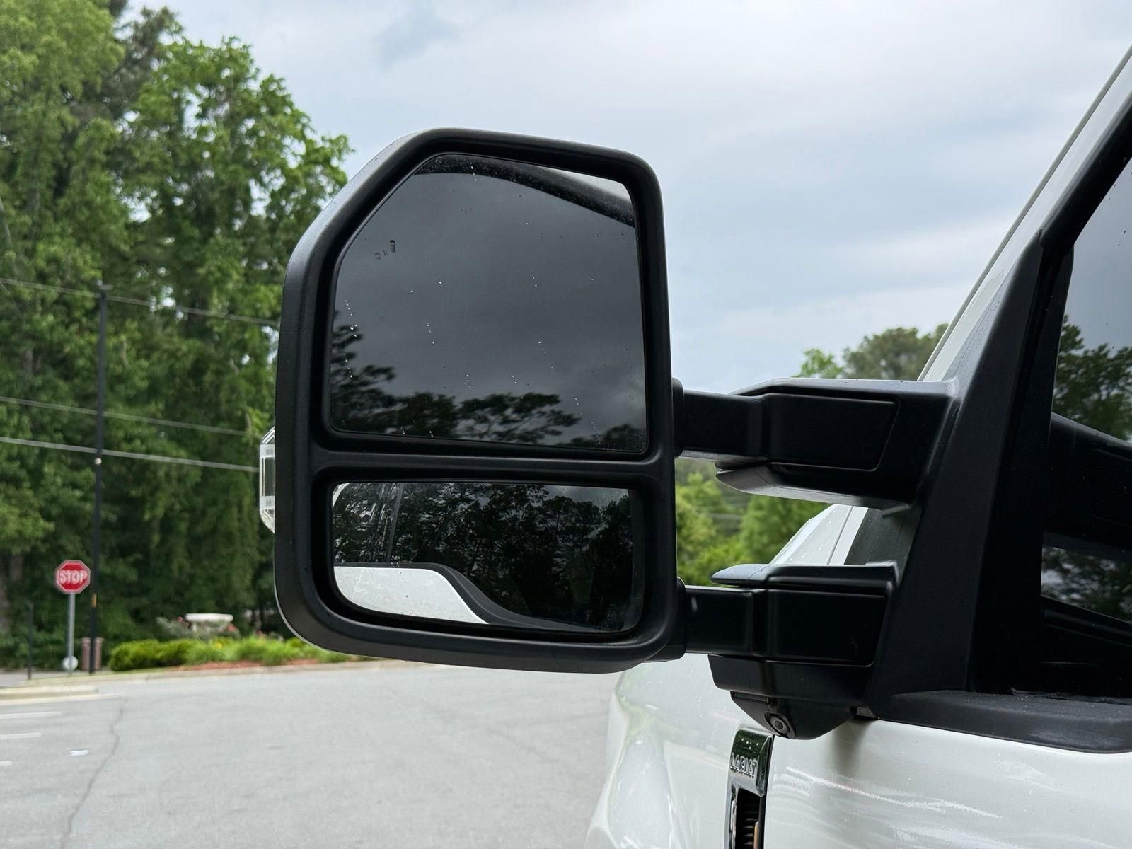 Used 2020 Ford F250 Lariat w/ Lariat Ultimate Package AWD/4WD image 16
