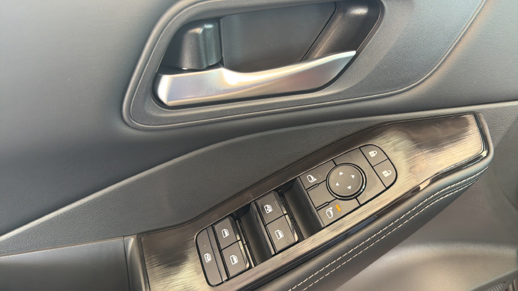 New 2026 Nissan Rogue SV AWD/4WD image 23
