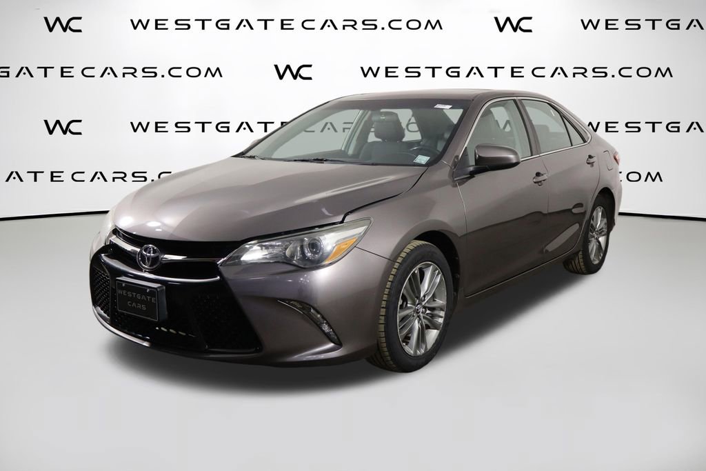 Used 2017 Toyota Camry SE w/ Moonroof Package