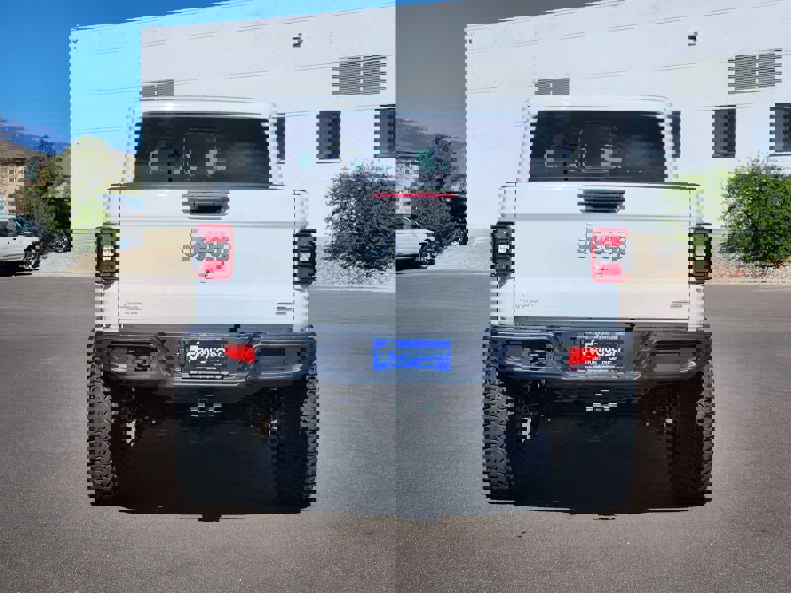 Used 2020 Jeep Gladiator Overland image 12