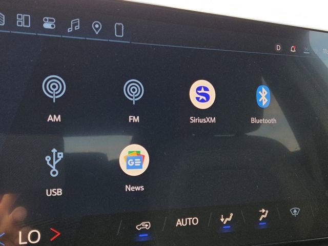 New 2026 Chevrolet Equinox EV LT image 6