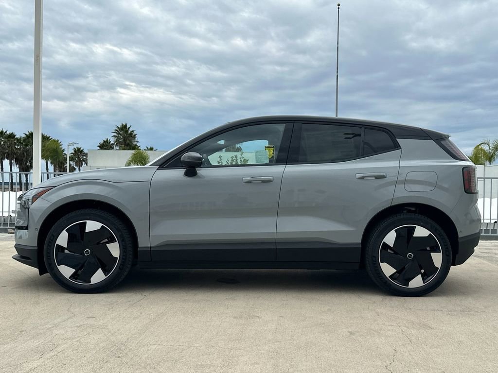 New 2026 Volvo EX30 Ultra image 2
