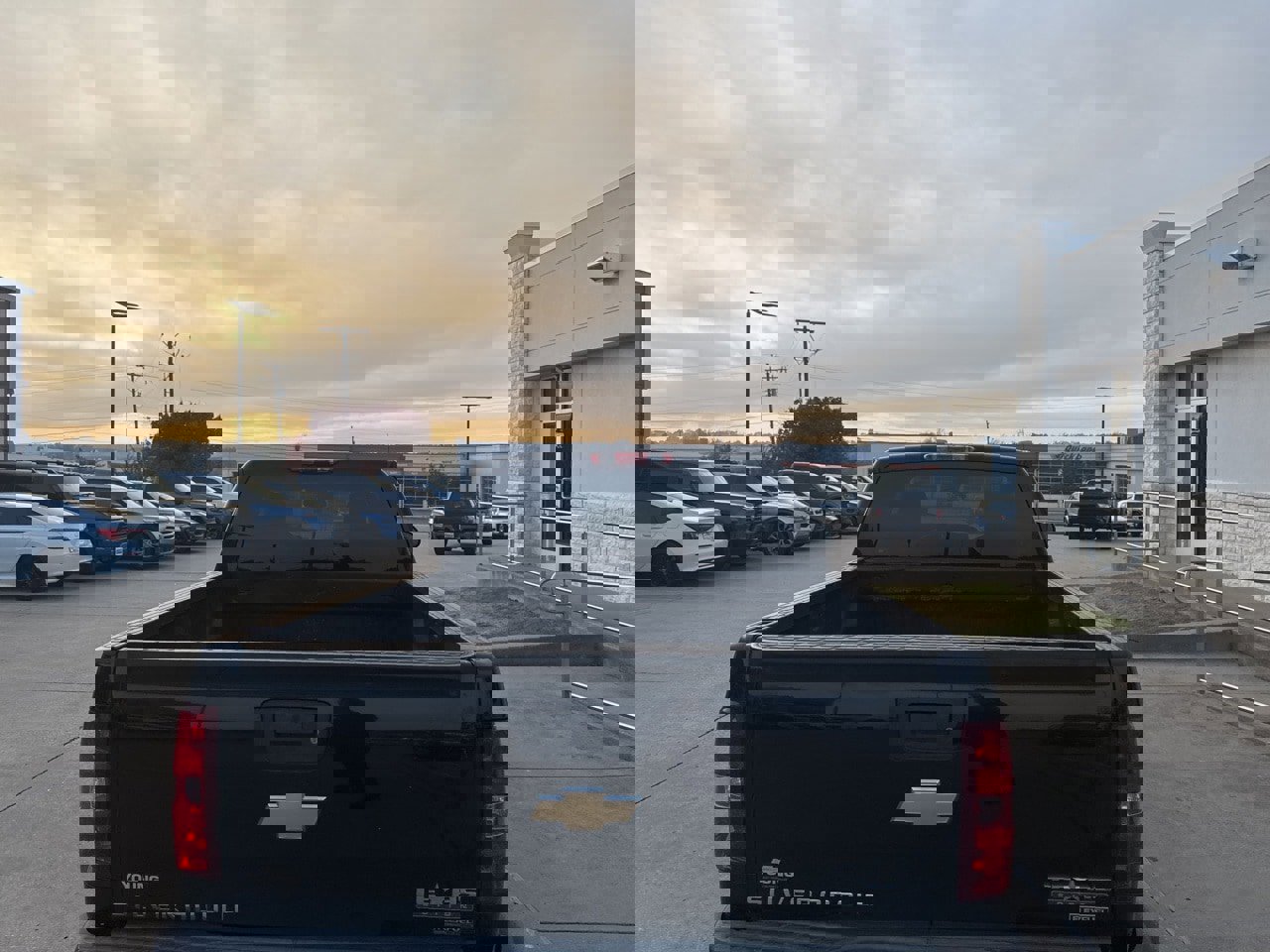 Used 2009 Chevrolet Silverado 1500 LT w/ Texas Edition image 5