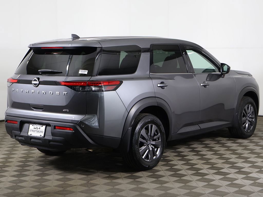 Used 2023 Nissan Pathfinder S image 8