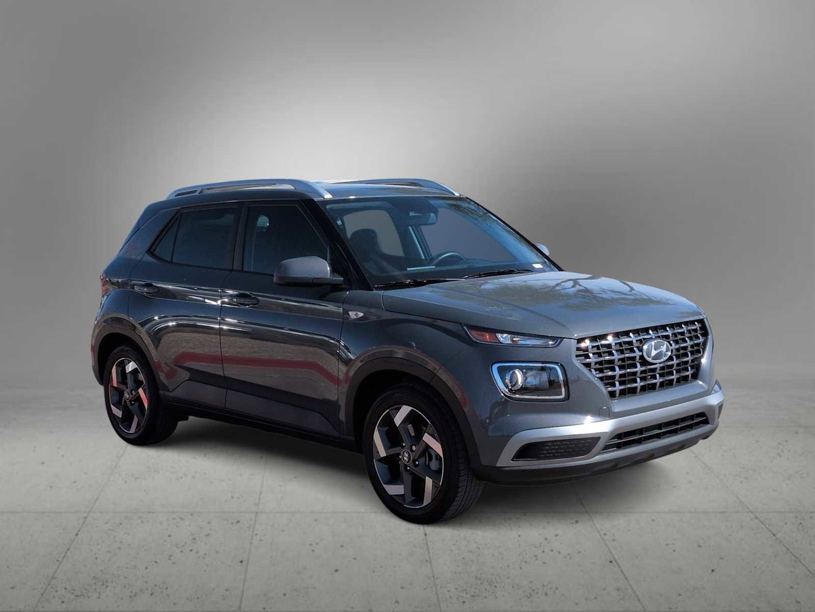 New 2026 Hyundai Venue SEL video 2