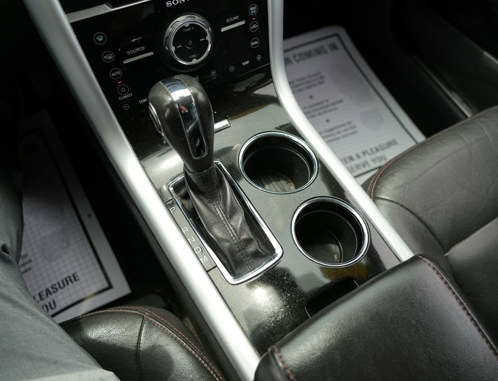 Used 2011 Ford Edge Limited w/ 302A Rapid Spec Order Code AWD/4WD image 15