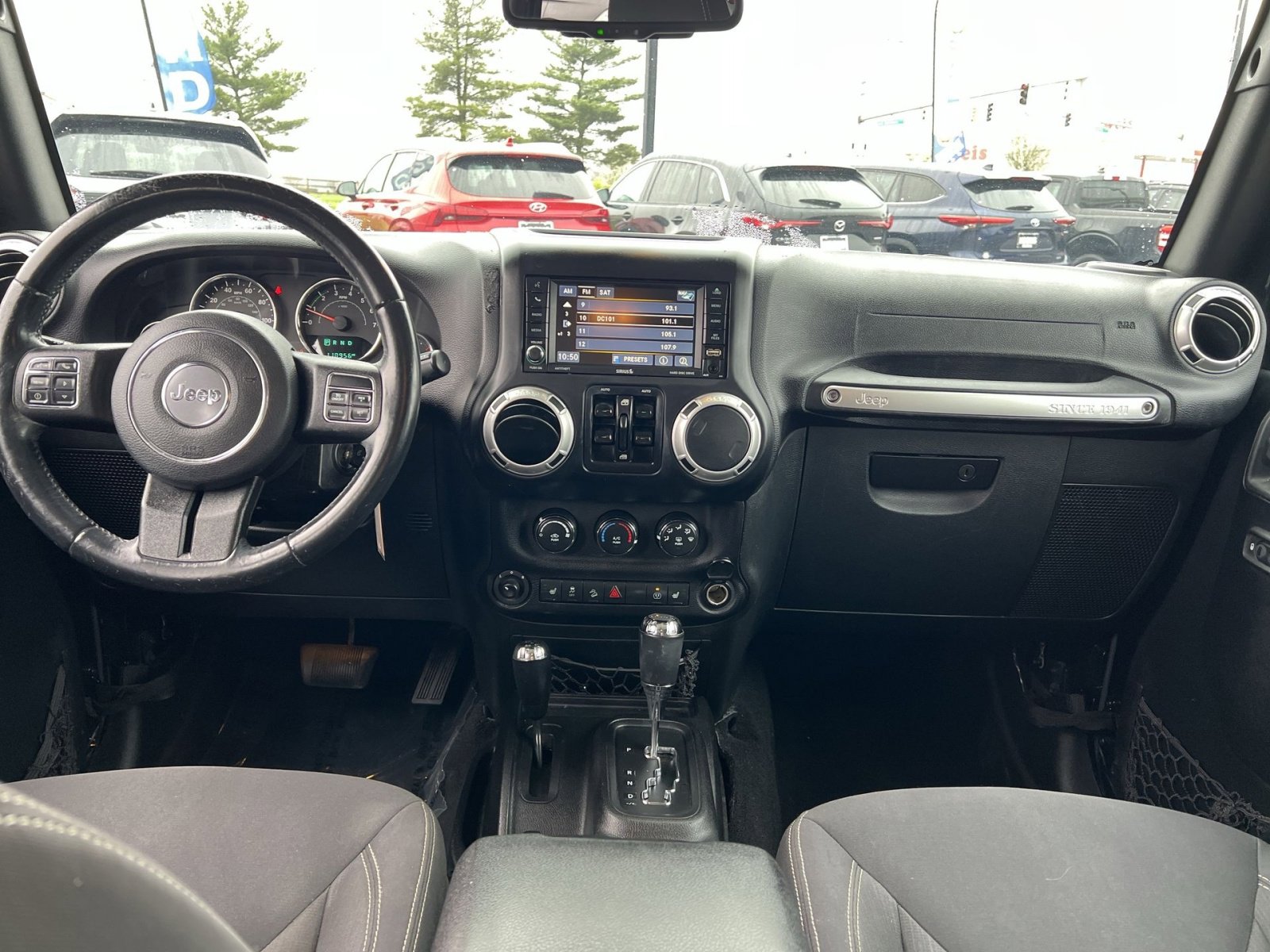 Used 2015 Jeep Wrangler Unlimited Sahara w/ Connectivity Group image 21