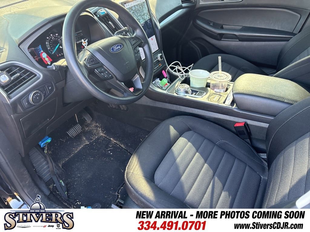 Used 2022 Ford Edge SE w/ Black Appearance Package image 6