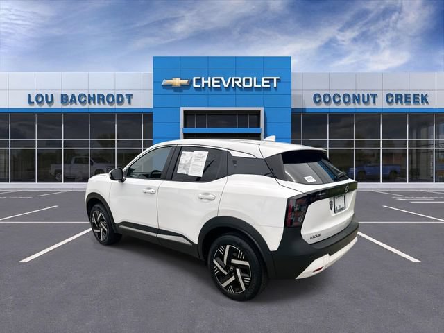 Used 2025 Nissan Kicks SV FWD image 6