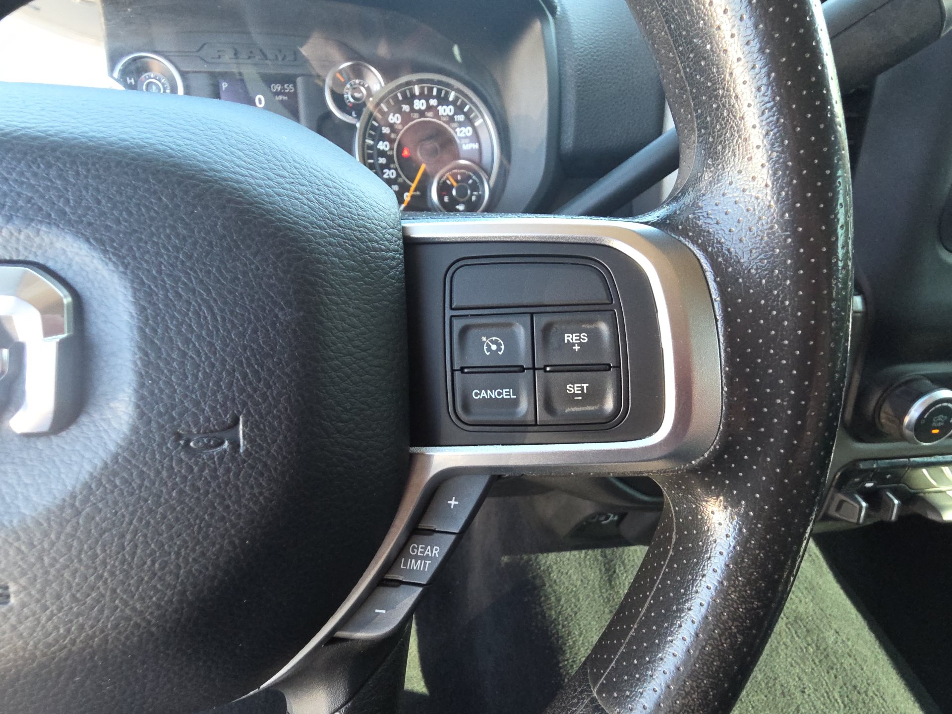 Used 2019 RAM 2500 Big Horn AWD/4WD image 20