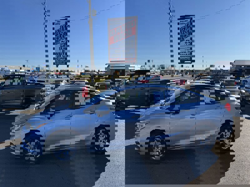 Used 2018 Chevrolet Cruze LS w/ LS Fleet Convenience Package image 1