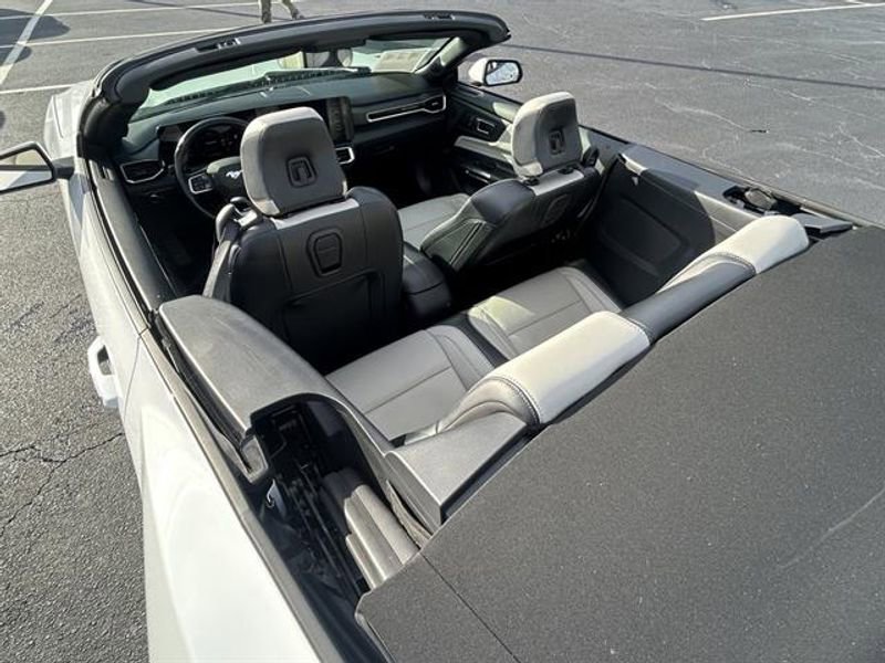 Used 2024 Ford Mustang Premium image 14