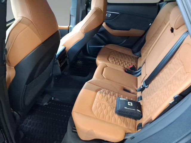 Used 2025 Audi RS Q8 performance image 9