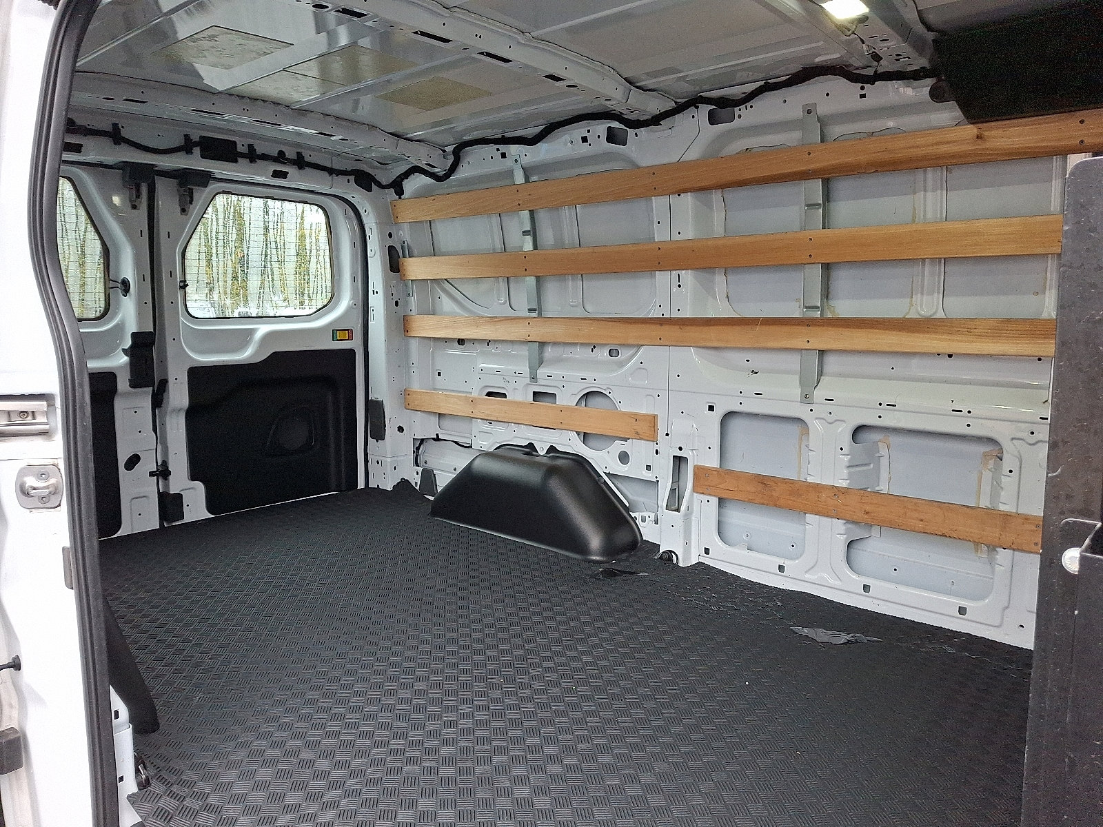 Certified 2024 Ford Transit 250 Low Roof w/ Exterior Upgrade Package image 11