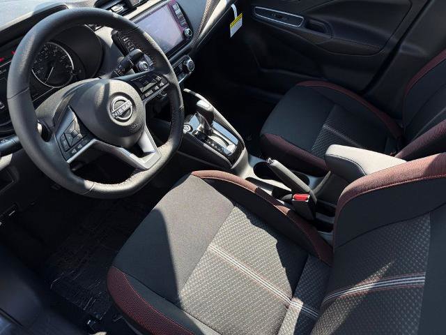 New 2025 Nissan Versa SR w/ Trunk Package FWD image 16