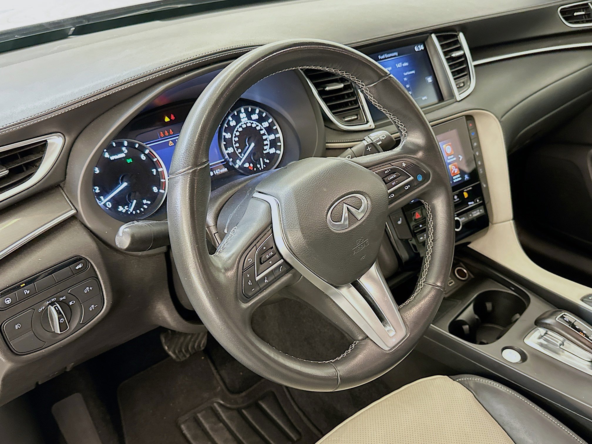 Used 2024 INFINITI QX55 Luxe image 18