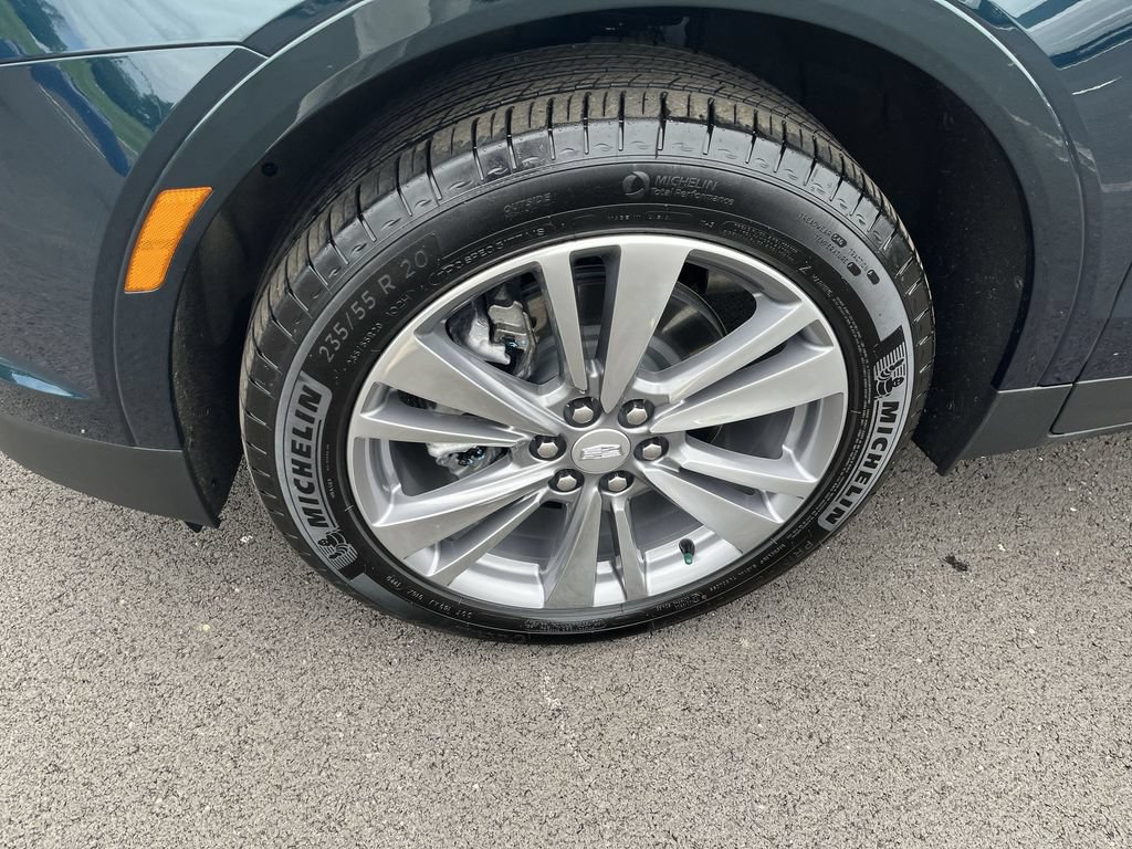 Used 2025 Cadillac XT5 Premium Luxury AWD/4WD image 10