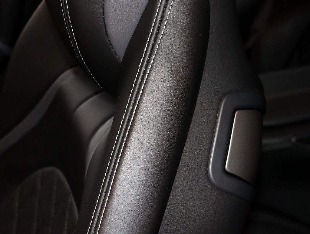 Certified 2017 Ferrari GTC4Lusso image 80