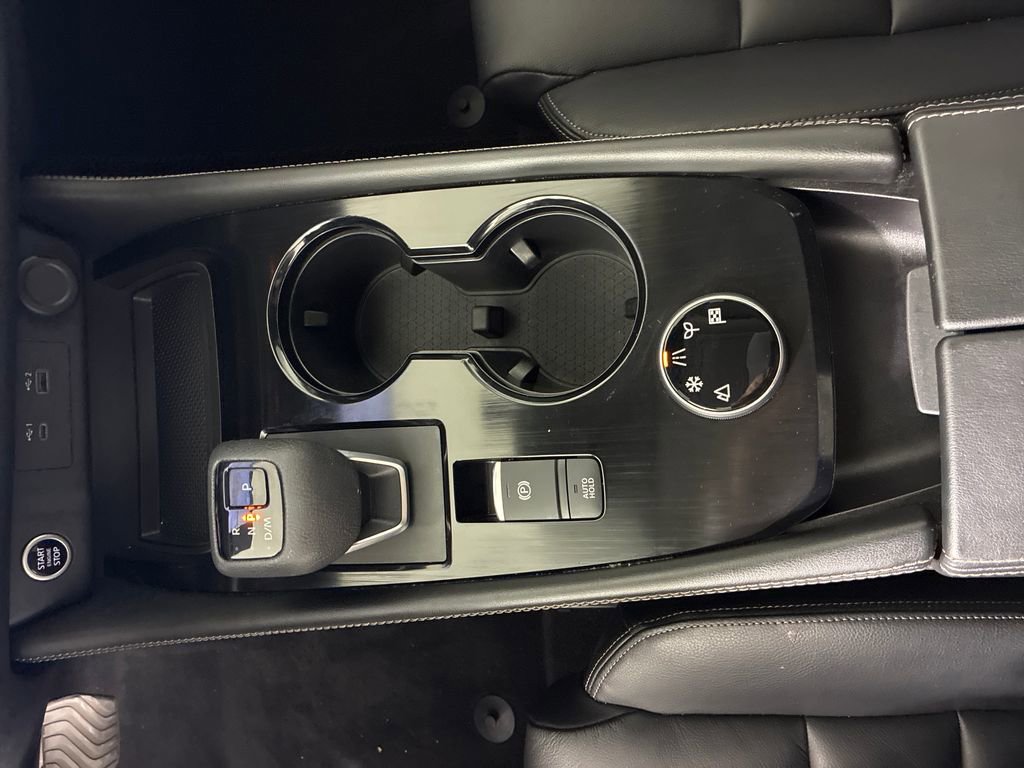 Used 2023 Nissan Rogue SL w/ SL Premium Package image 25
