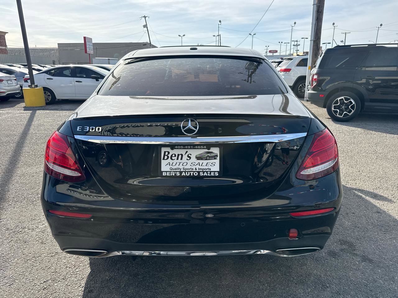 Used 2017 Mercedes-Benz E 300 image 6