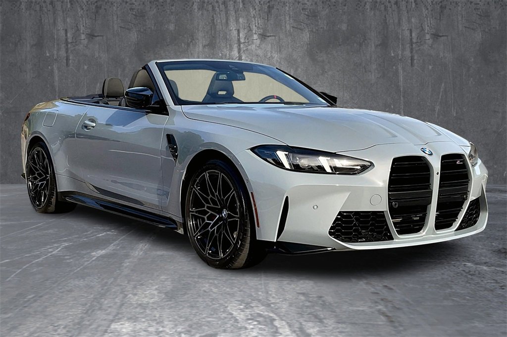 Used 2026 BMW M4 xDrive Competition w/ Executive Package image 3
