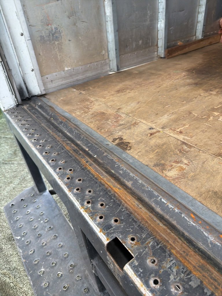 Used 2019 Ford E-350 and Econoline 350 Super Duty image 9