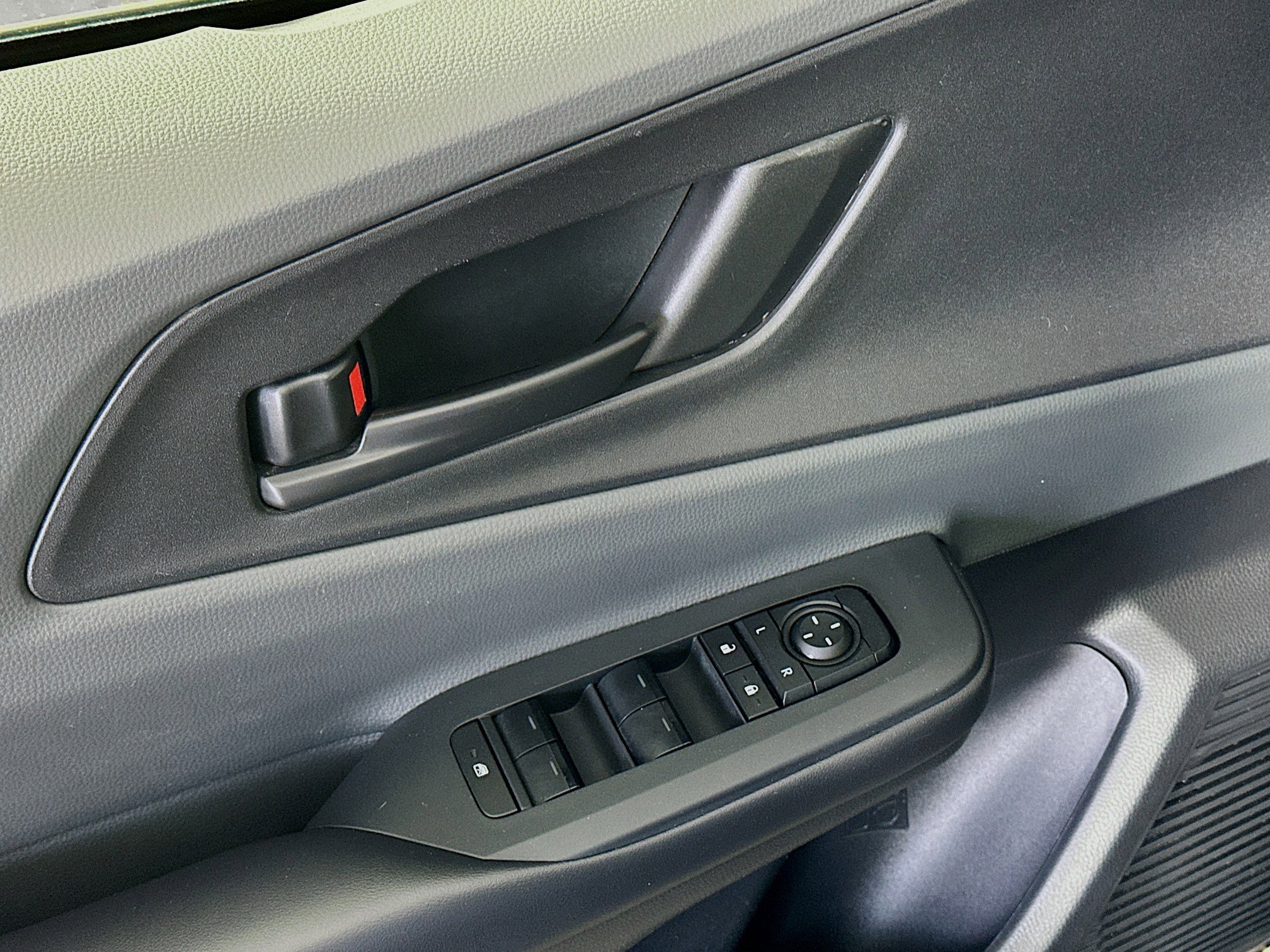 Used 2023 Toyota Prius LE image 15