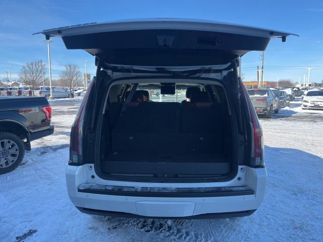 Used 2016 Cadillac Escalade Premium image 8