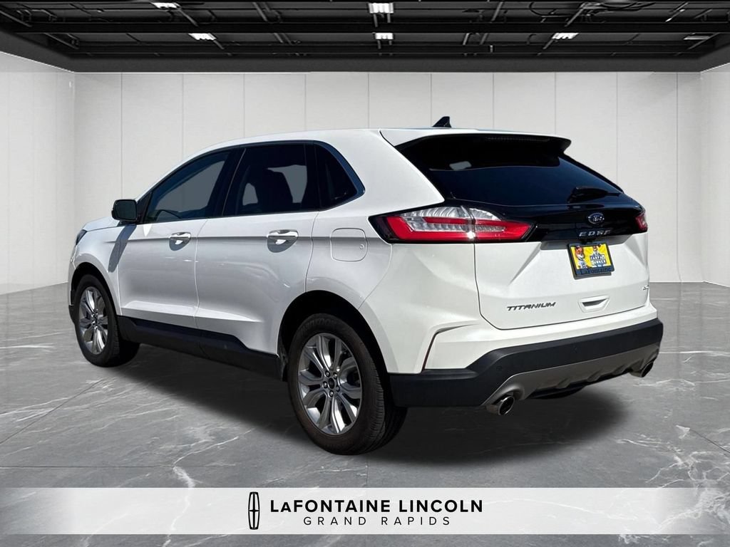Used 2023 Ford Edge Titanium AWD/4WD image 3
