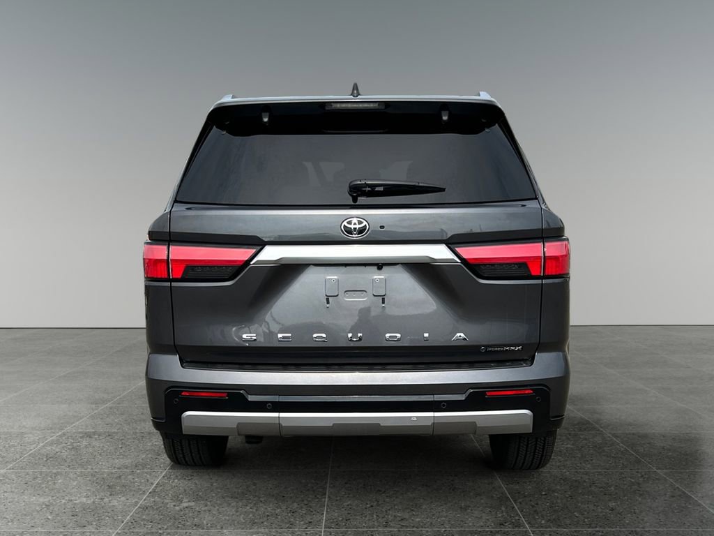 Used 2025 Toyota Sequoia Capstone image 6